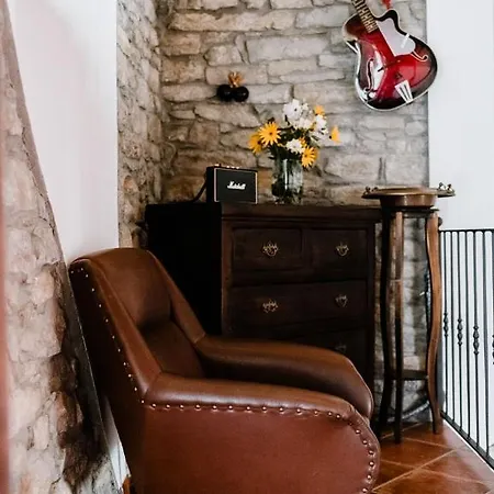 Altalanga Holidays House Διαμέρισμα