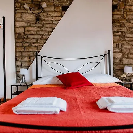 Altalanga Holidays House