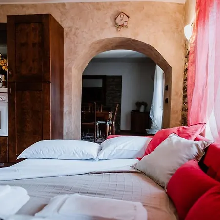 Altalanga Holidays House