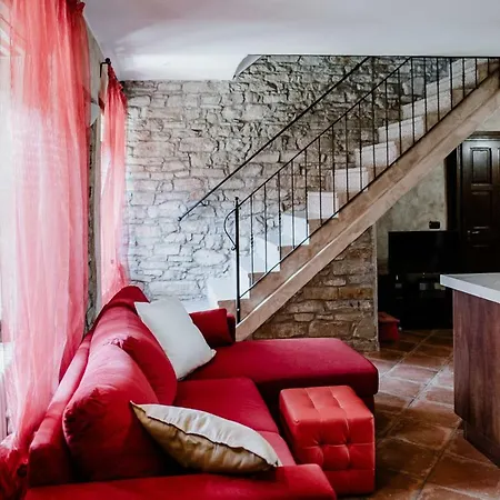 Altalanga Holidays House
